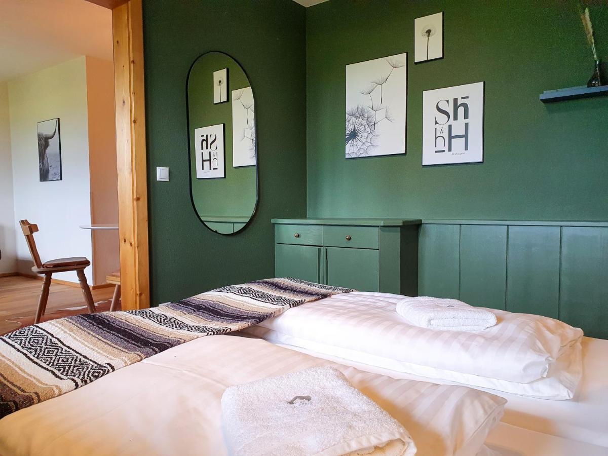 Gruberwirt Apartments Neu Gotzens ภายนอก รูปภาพ